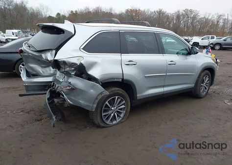 2019 Toyota Highlander Xle z USA, uszkodzony, nr VIN 5TDJZRFH3KS601866